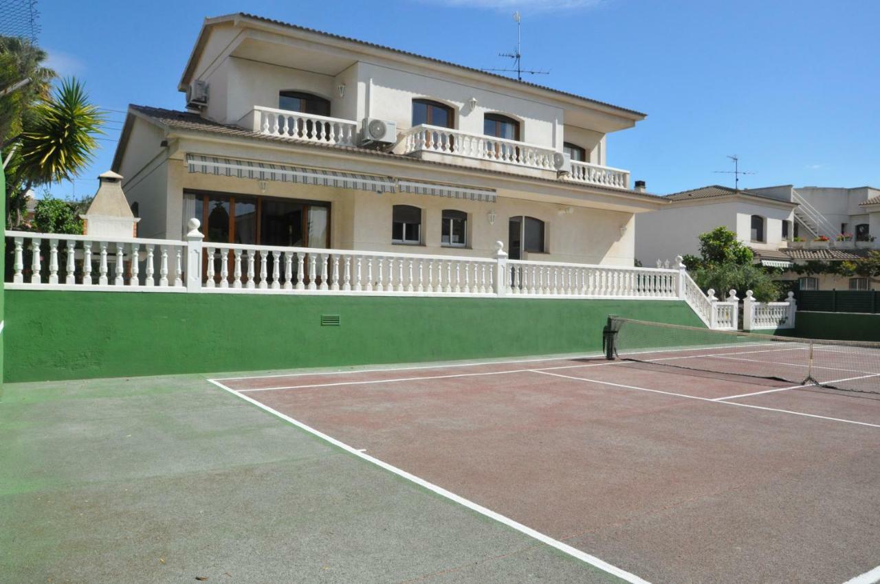 Tenis Roda De Bara Εξωτερικό φωτογραφία